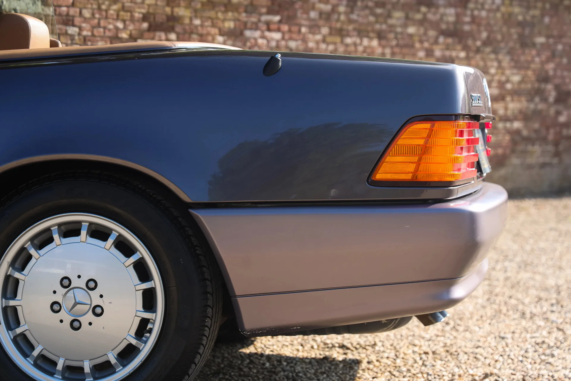 1990 Mercedes-Benz 500 SL, 16/30