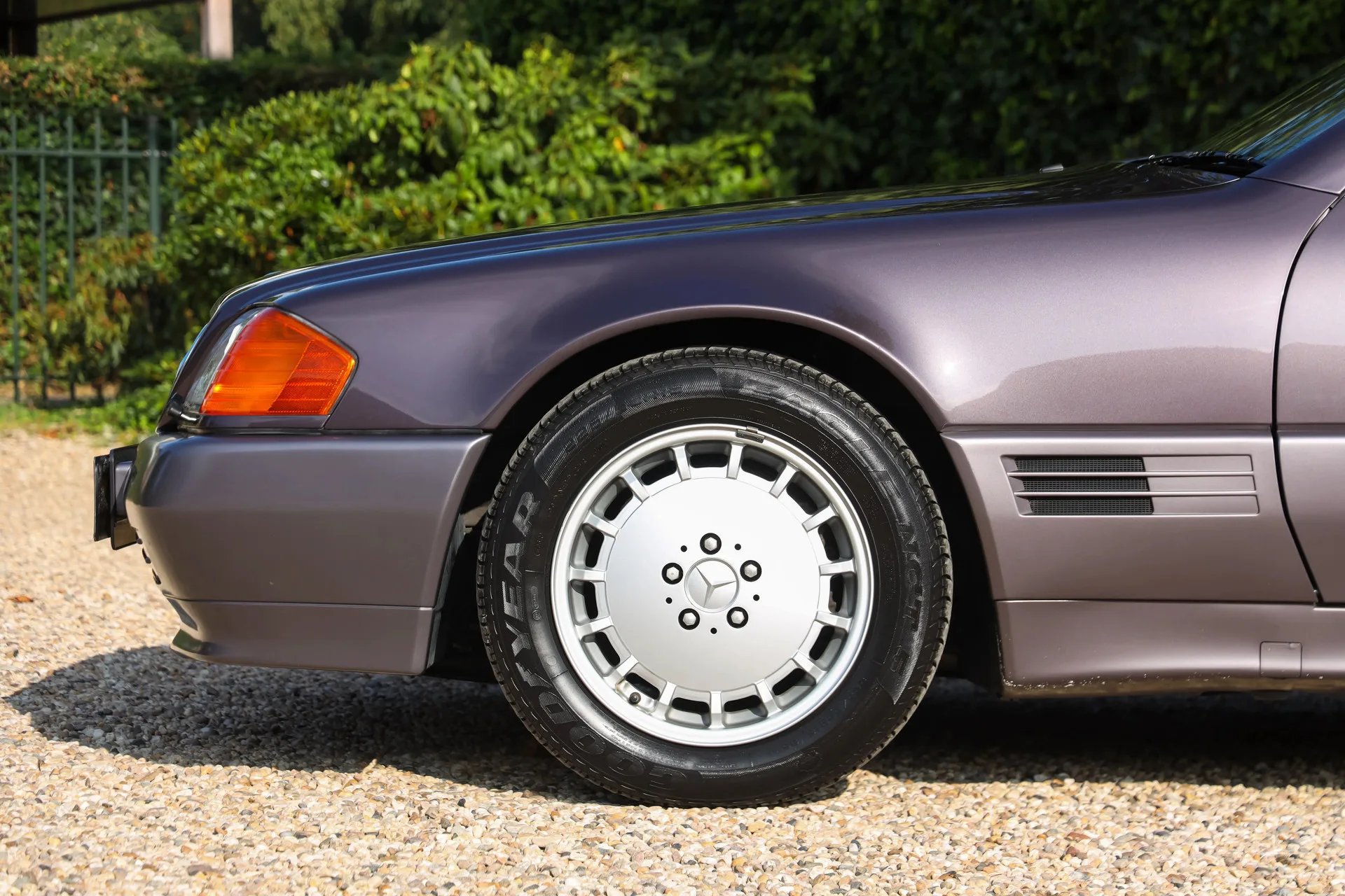 1990 Mercedes-Benz 500 SL, 21/30