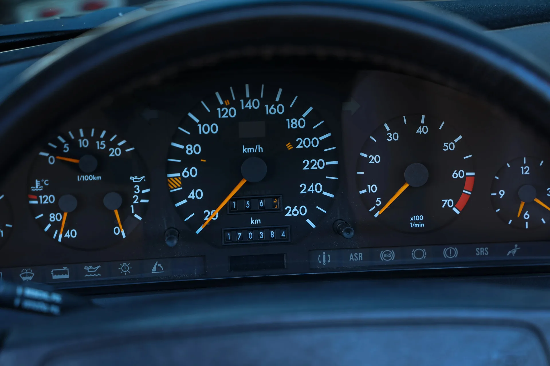 1990 Mercedes-Benz 500 SL, 25/30