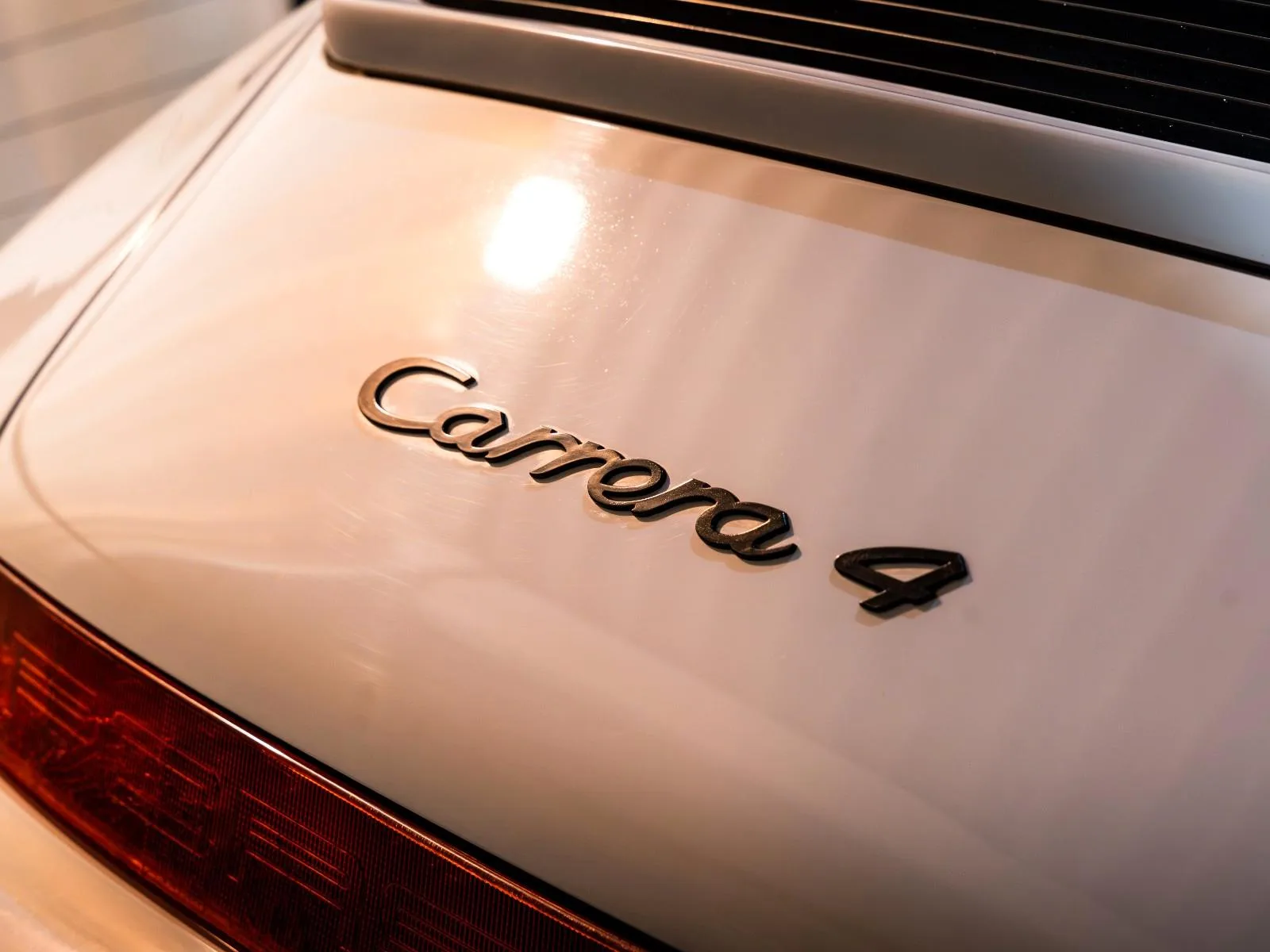 1990 Porsche 911 Carrera 4 Cabriolet 964, 8/24
