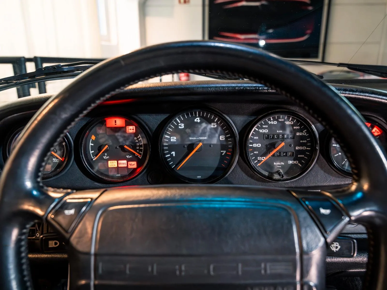 1990 Porsche 911 Carrera 4 Cabriolet 964, 14/24