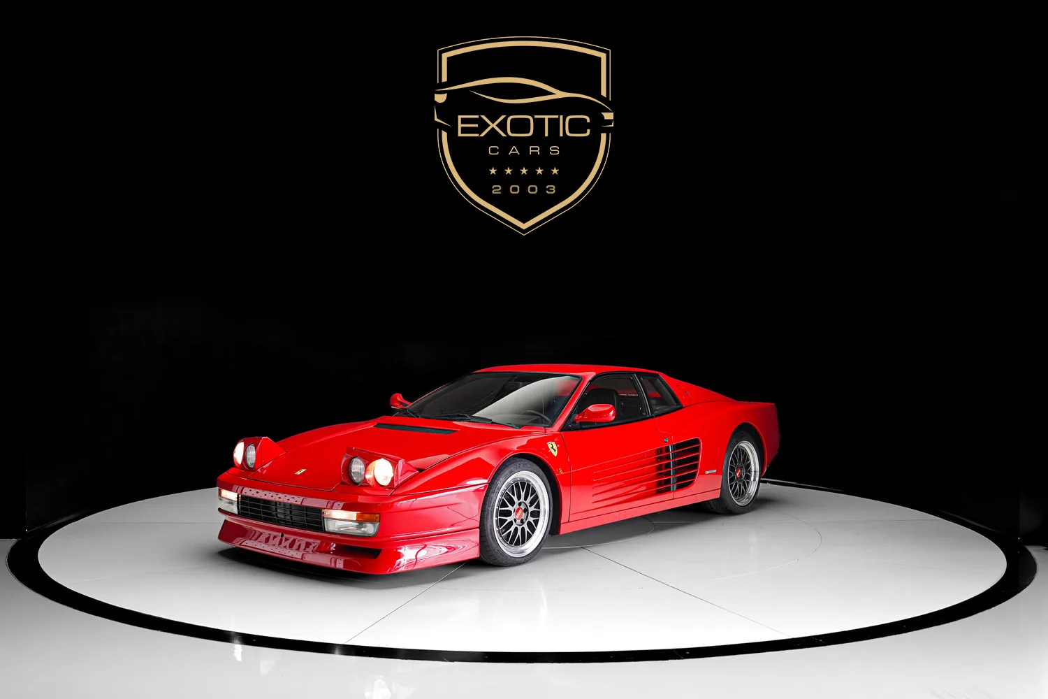 1991 Ferrari Testarossa proposée par un concessionnaire spécialisé à Dubaï, Émirats arabes unis, photo principale