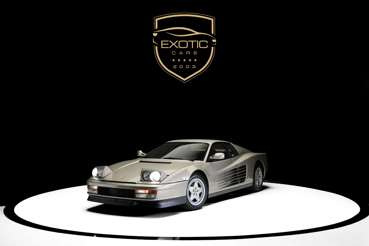 1991 Ferrari Testarossa angeboten von einem Fachhändler in Dubai, Vereinigte Arabische Emirate, Hauptfoto