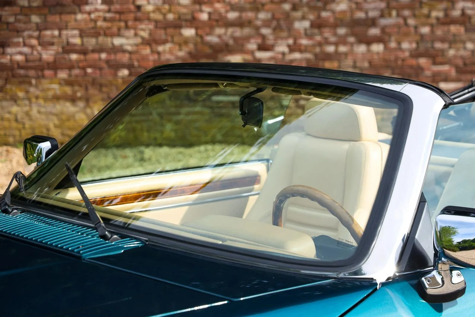 1991 Jaguar XJ-S V12 Convertible, 28/29
