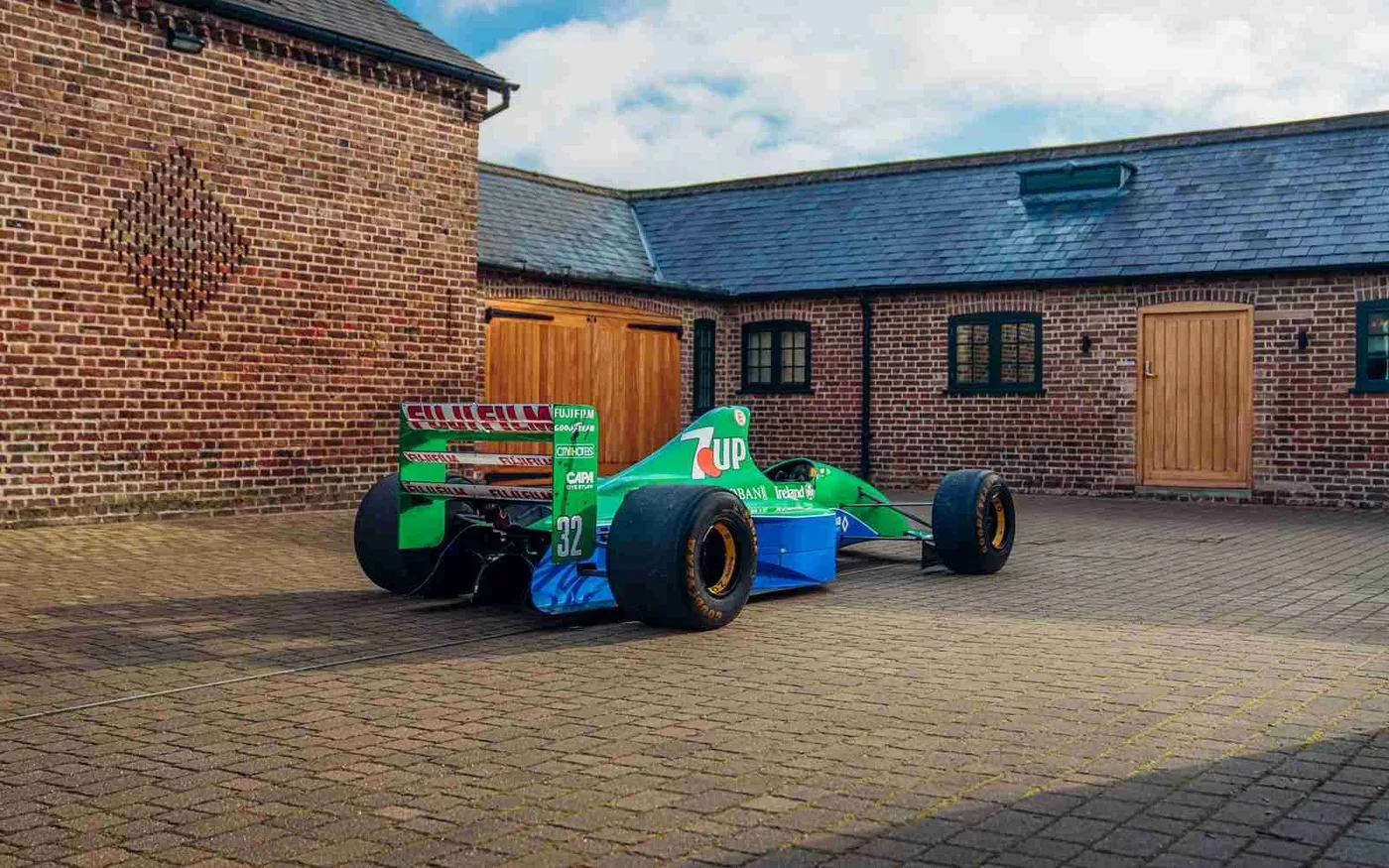 1991 Jordan 191 Ford-Cosworth HB offered by a specialist dealer in Chorleywood, United Kingdom, photo 14 of 15