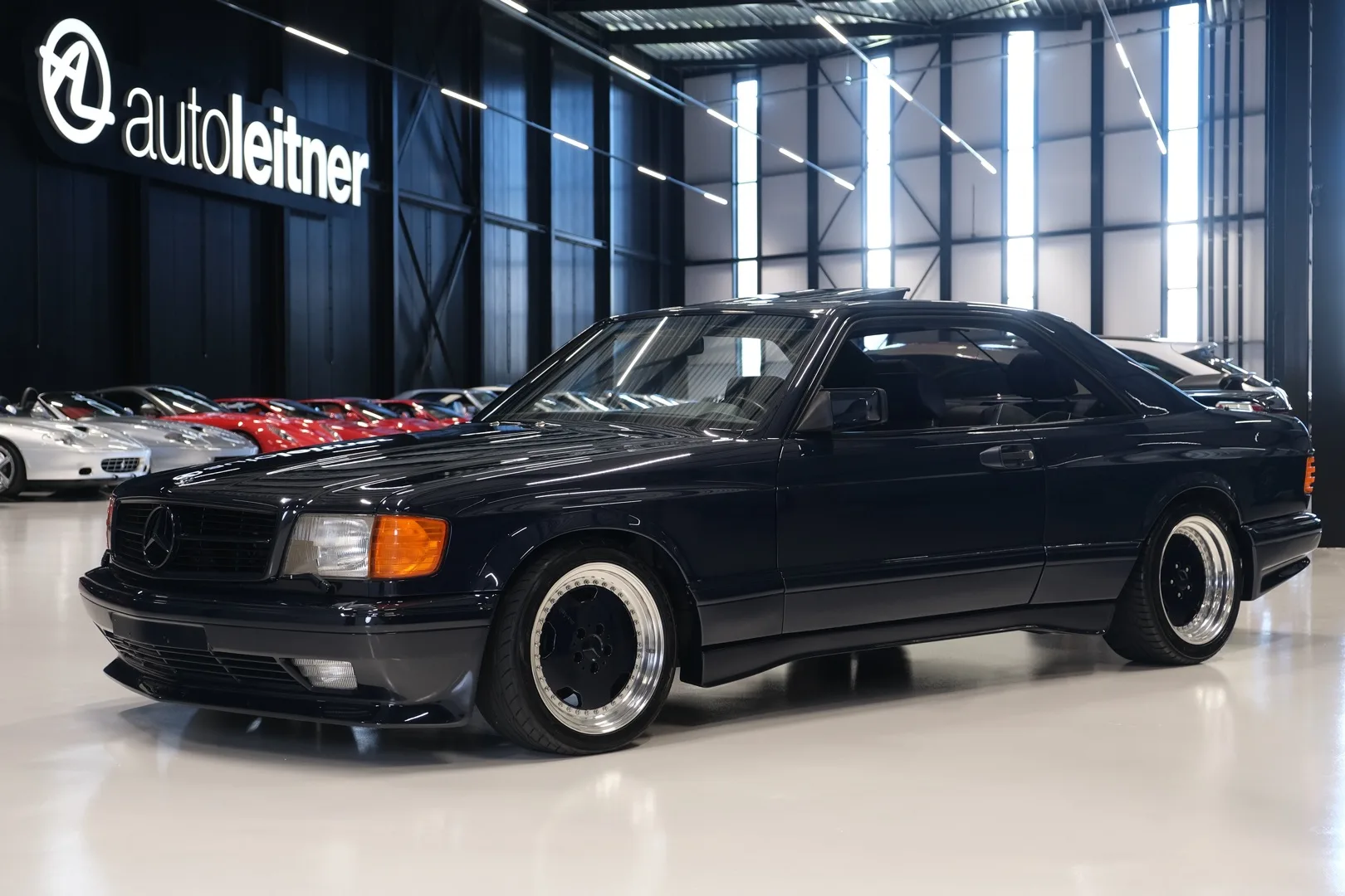 1991 Mercedes-Benz 560 SEC Brabus 6.0 Widebody angeboten von einem Oldtimerhändler in Alkmaar, Niederlande, Hauptfoto