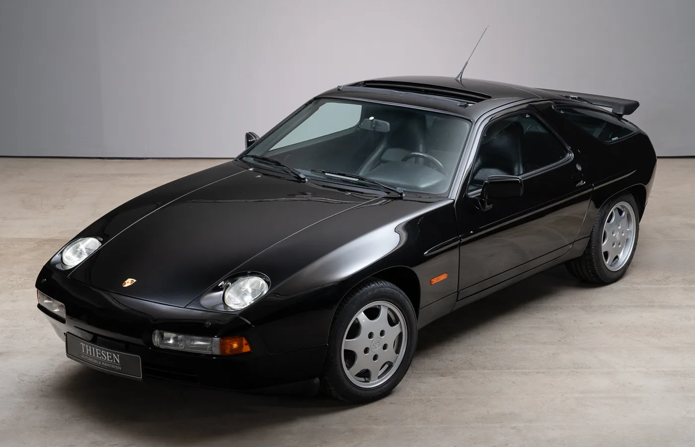 1991 Porsche 928 GT angeboten von einem Fachhändler in Hamburg, Deutschland, Hauptfoto