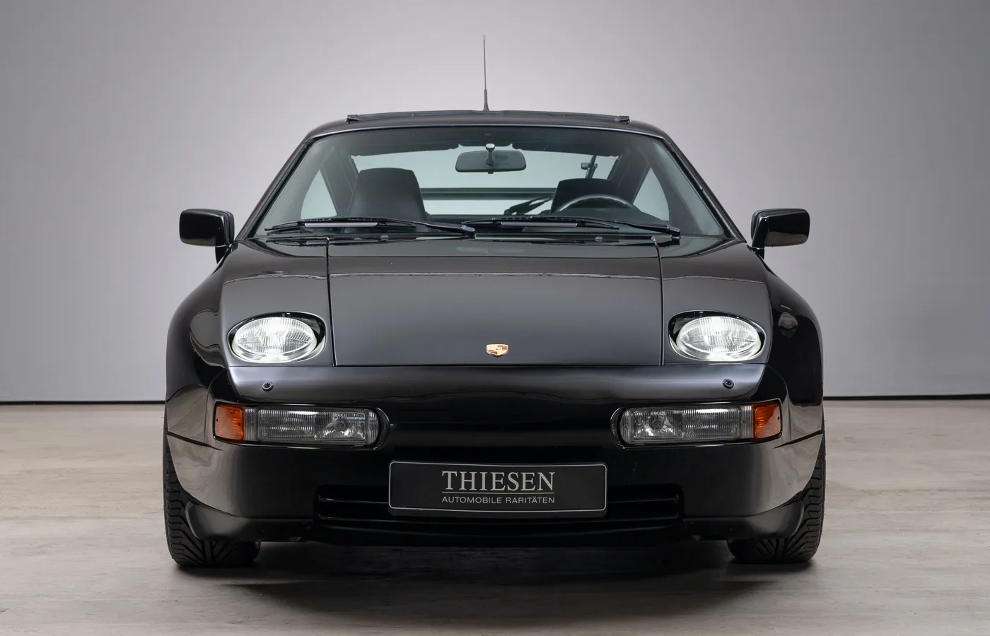 1991 Porsche 928 GT, 3/30