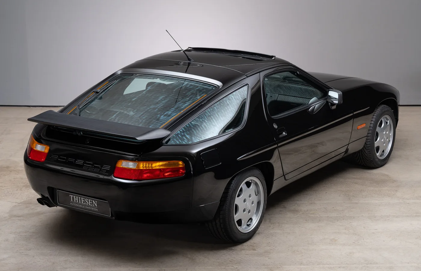1991 Porsche 928 GT, 9/30