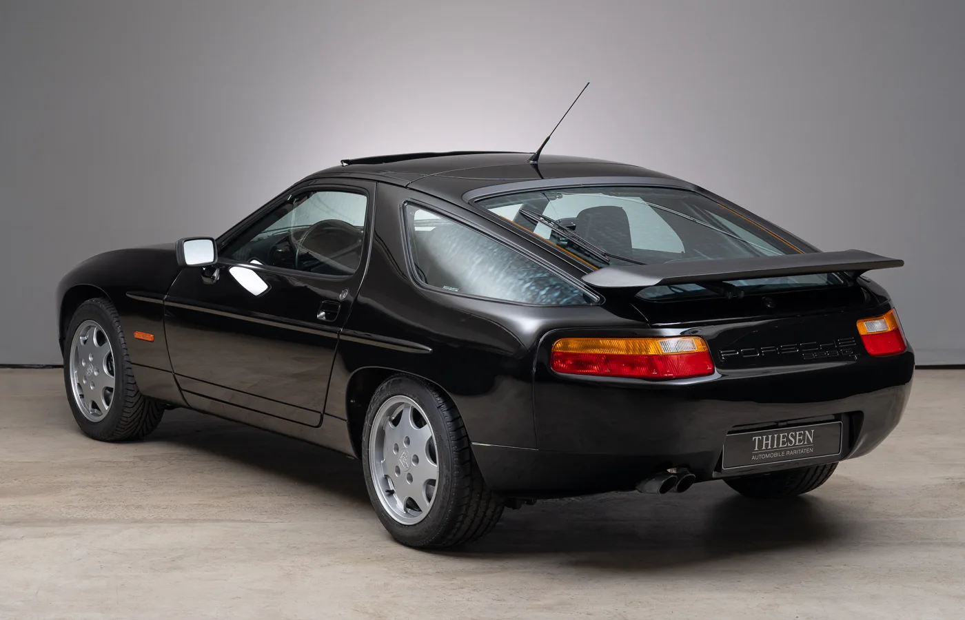 1991 Porsche 928 GT, 11/30