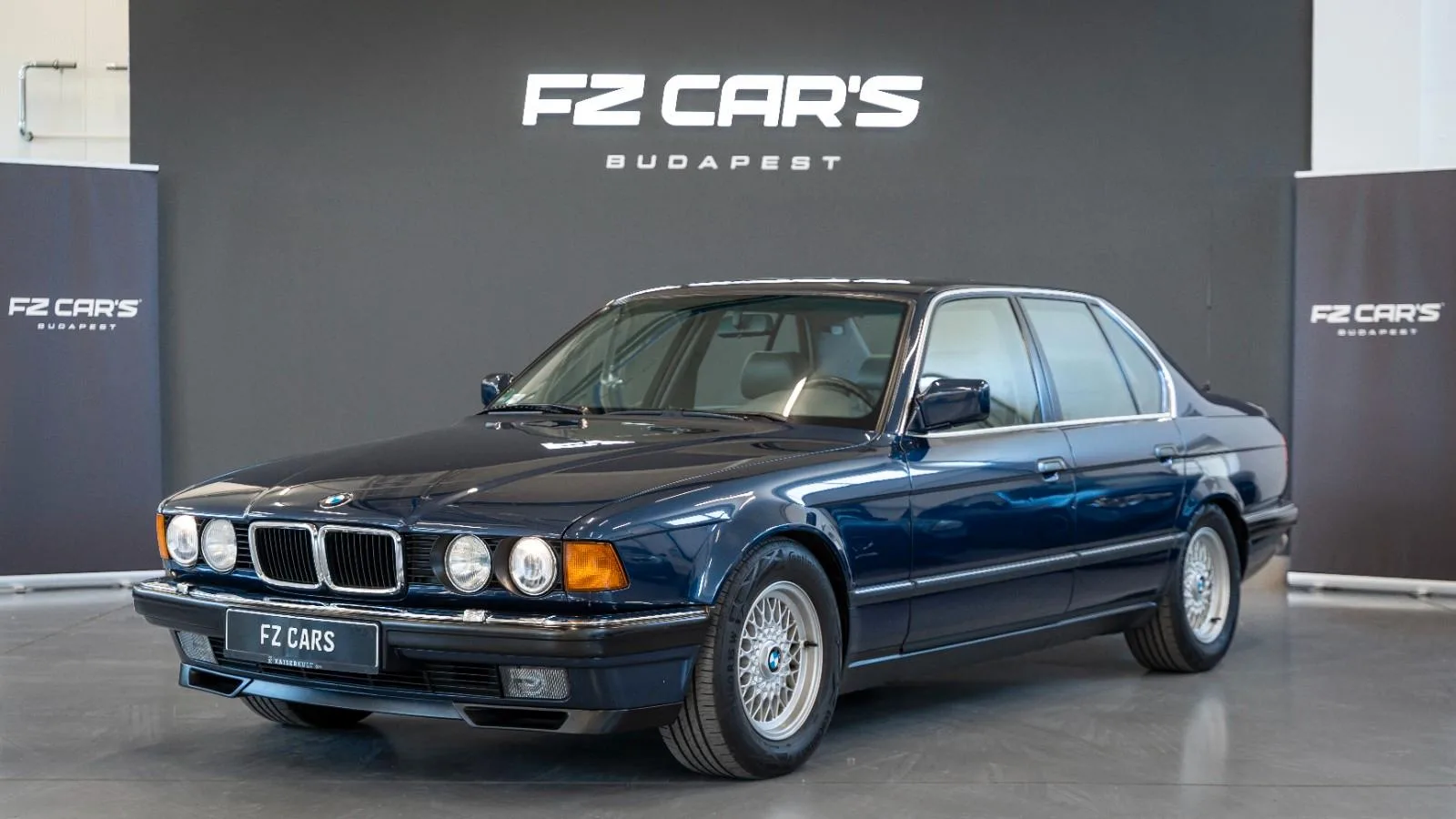 1992 BMW 740i angeboten von einem Fachhändler in Budapest, Ungarn, Hauptfoto