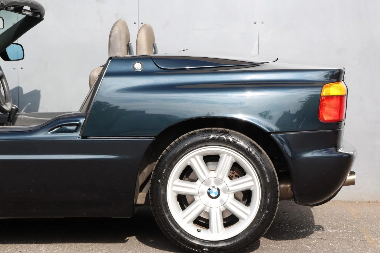 1992 BMW Z1, 12/24