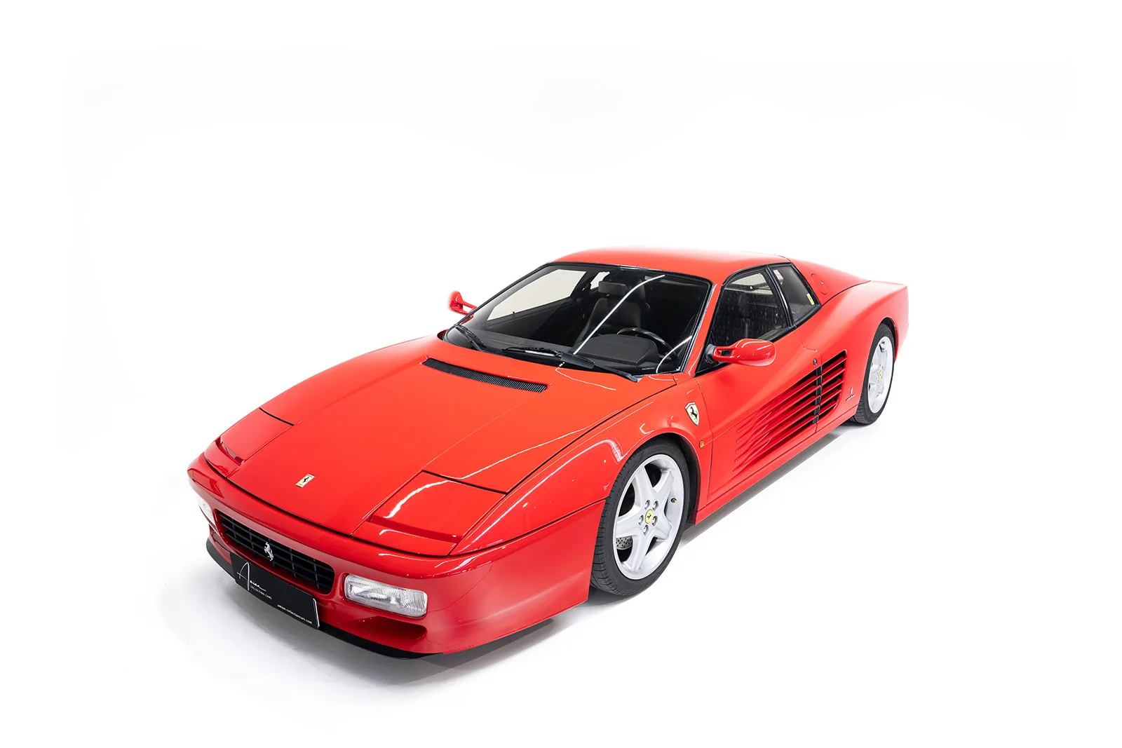 1992 Ferrari 512 TR offered by a specialist dealer in Kerpen, Germany, main photo