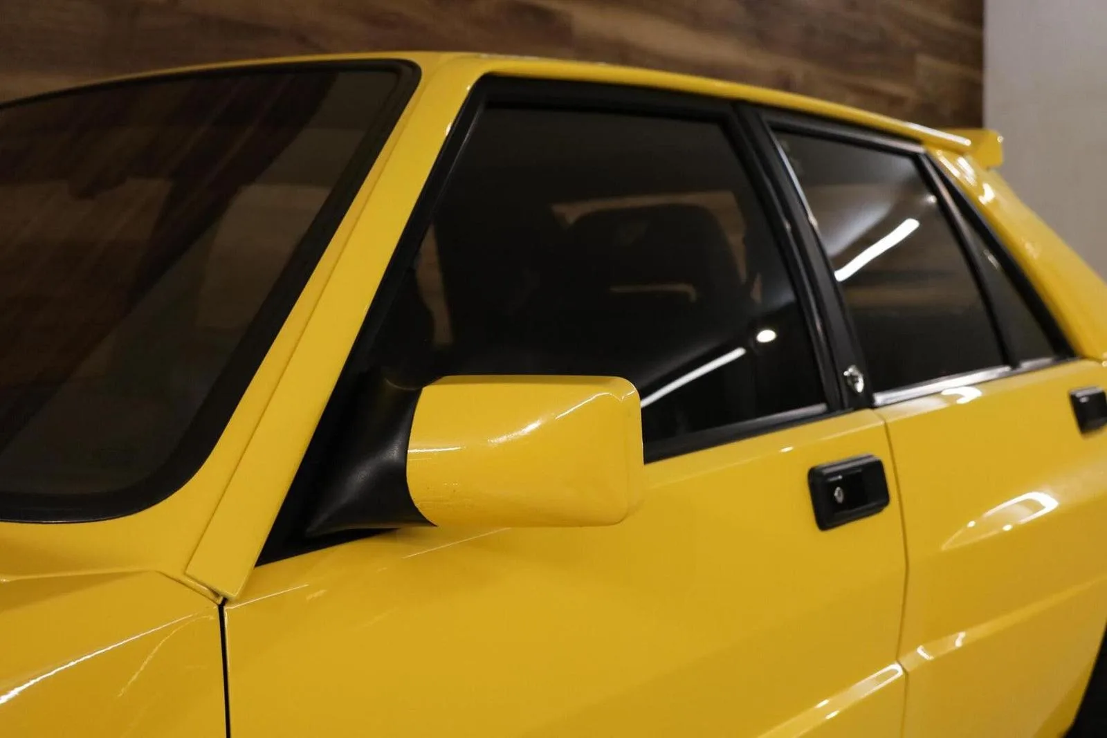1992 Lancia Delta HF Integrale Evoluzione, 23/30