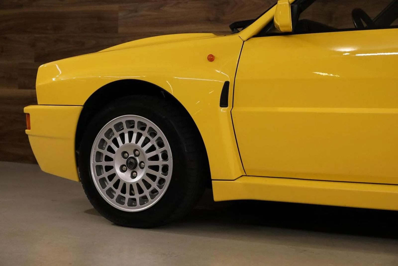 1992 Lancia Delta HF Integrale Evoluzione, 27/30