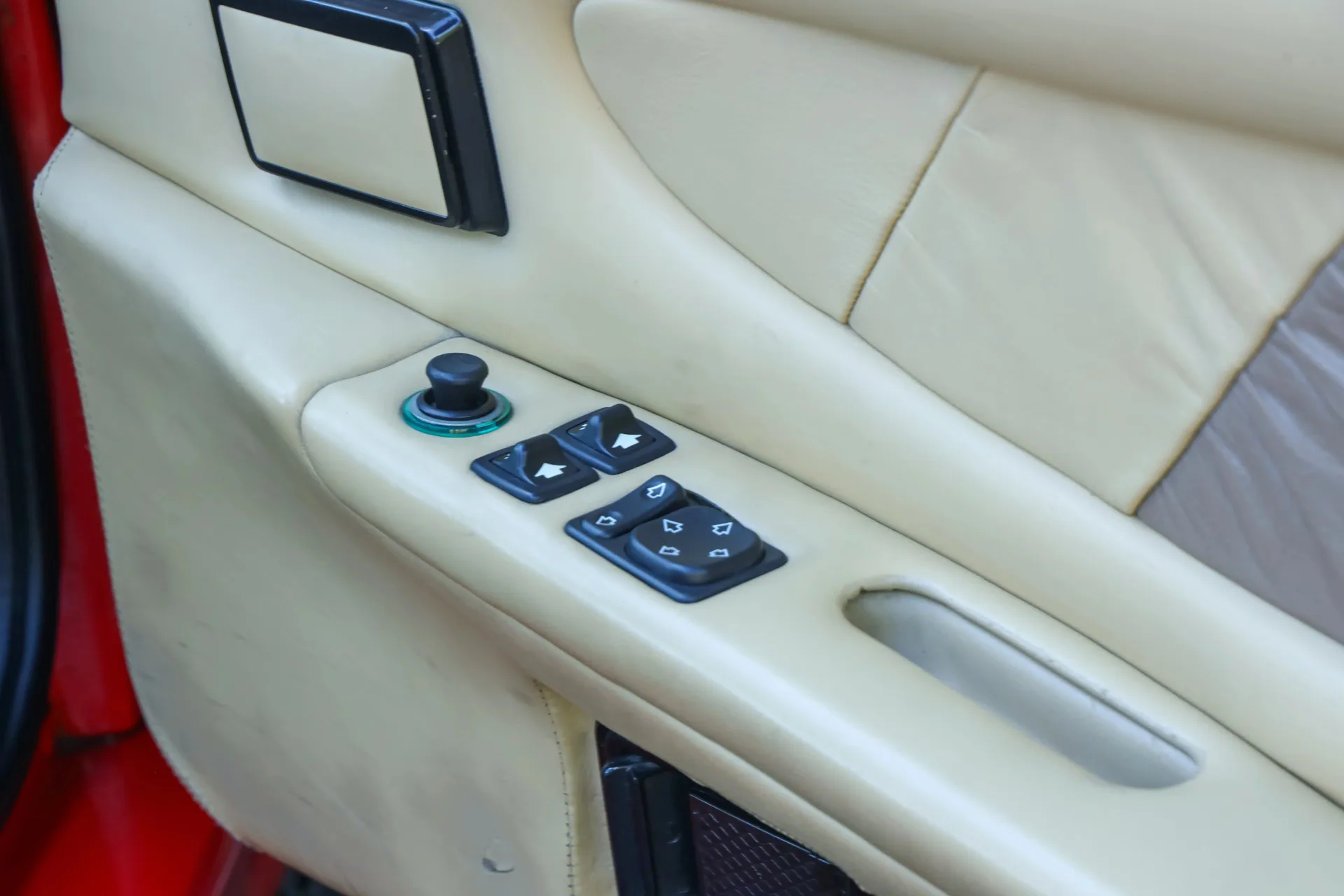 1992 Lotus Esprit S Turbo, 29/30