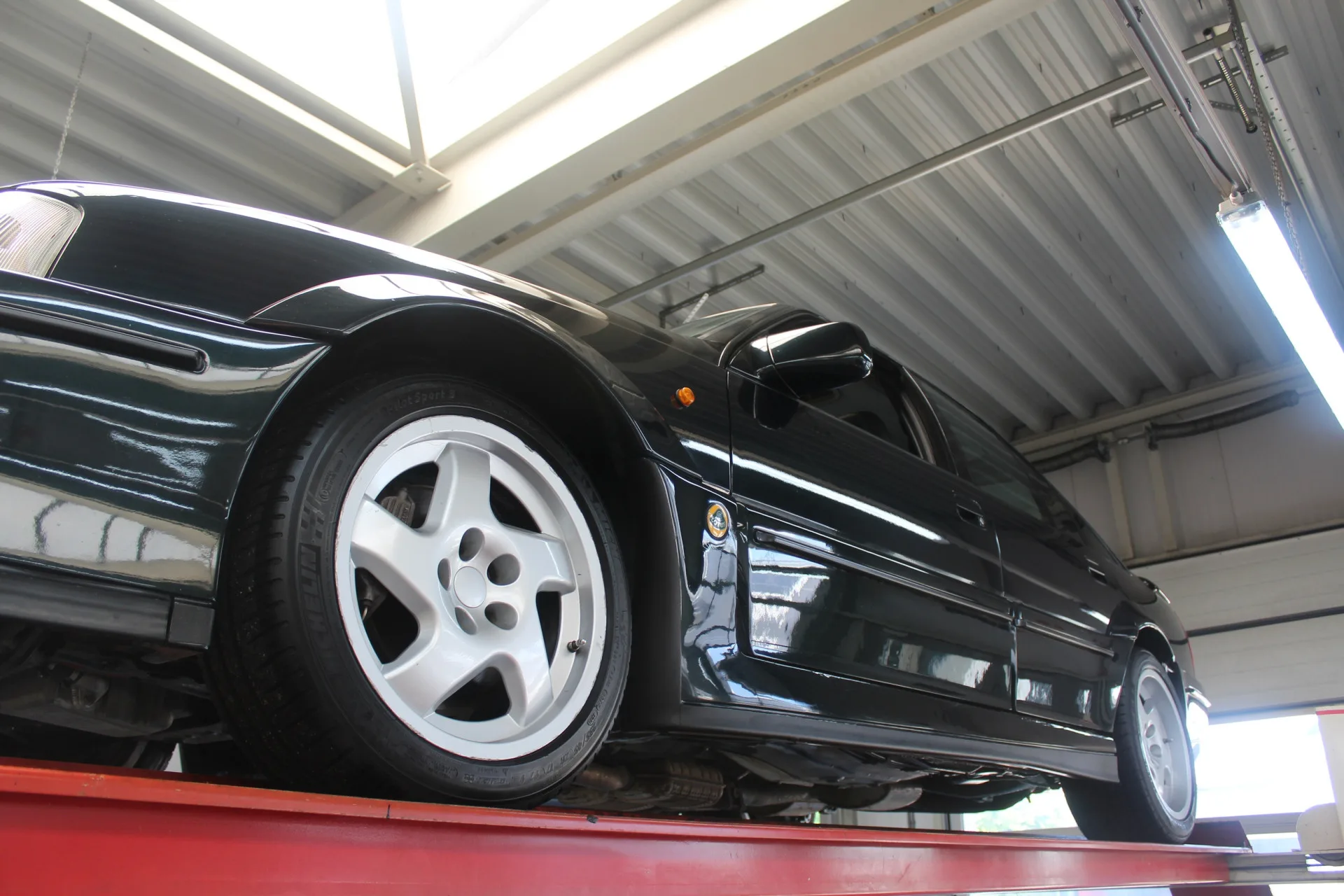 1992 Lotus Omega, 7/30