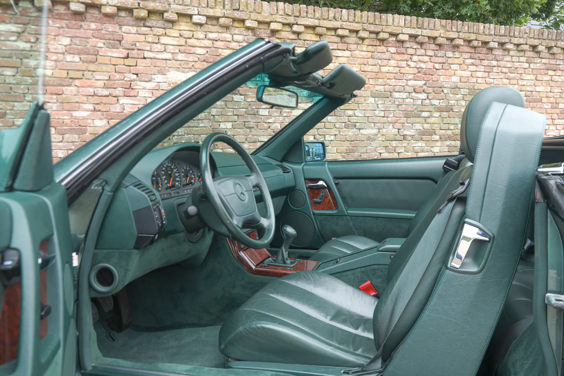 1992 Mercedes-Benz SL 300-24, 3/30