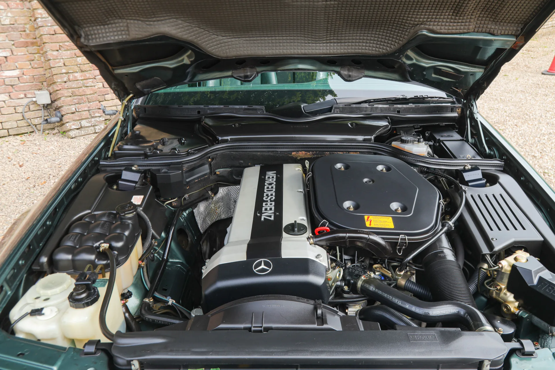 1992 Mercedes-Benz SL 300-24, 4/30