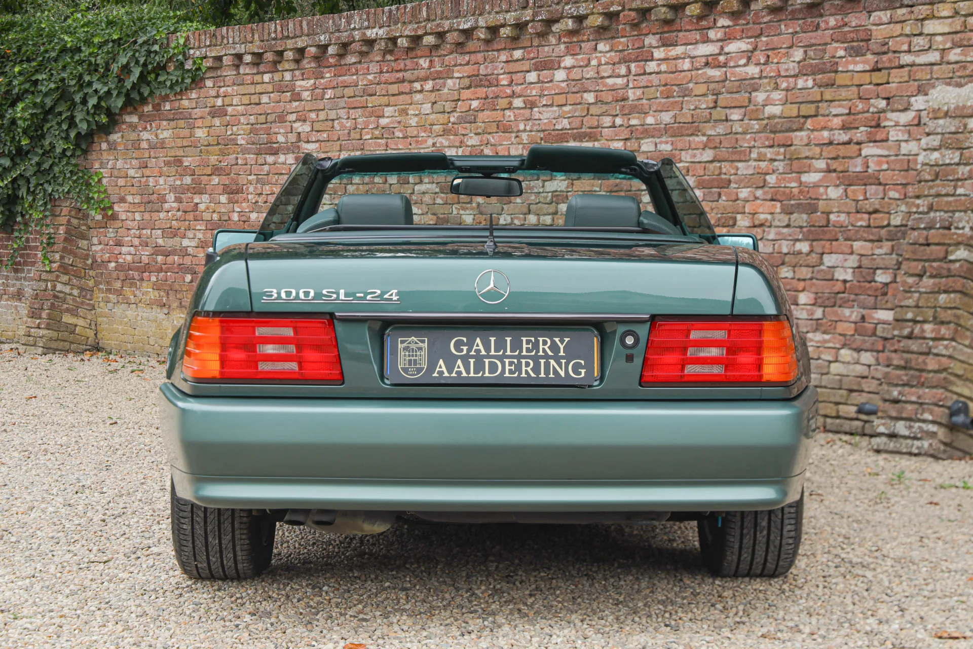1992 Mercedes-Benz SL 300-24, 5/30