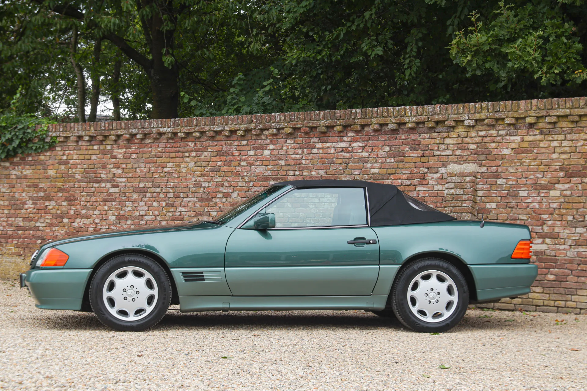 1992 Mercedes-Benz SL 300-24, 16/30