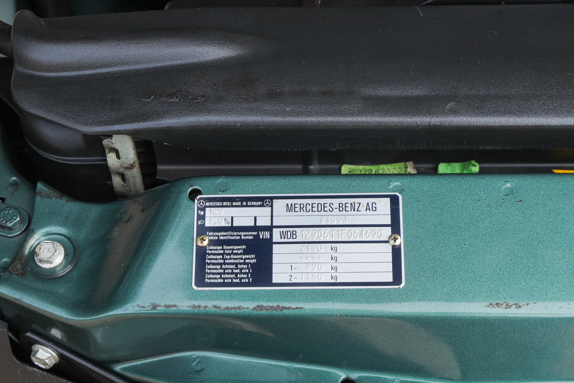 1992 Mercedes-Benz SL 300-24, 26/30