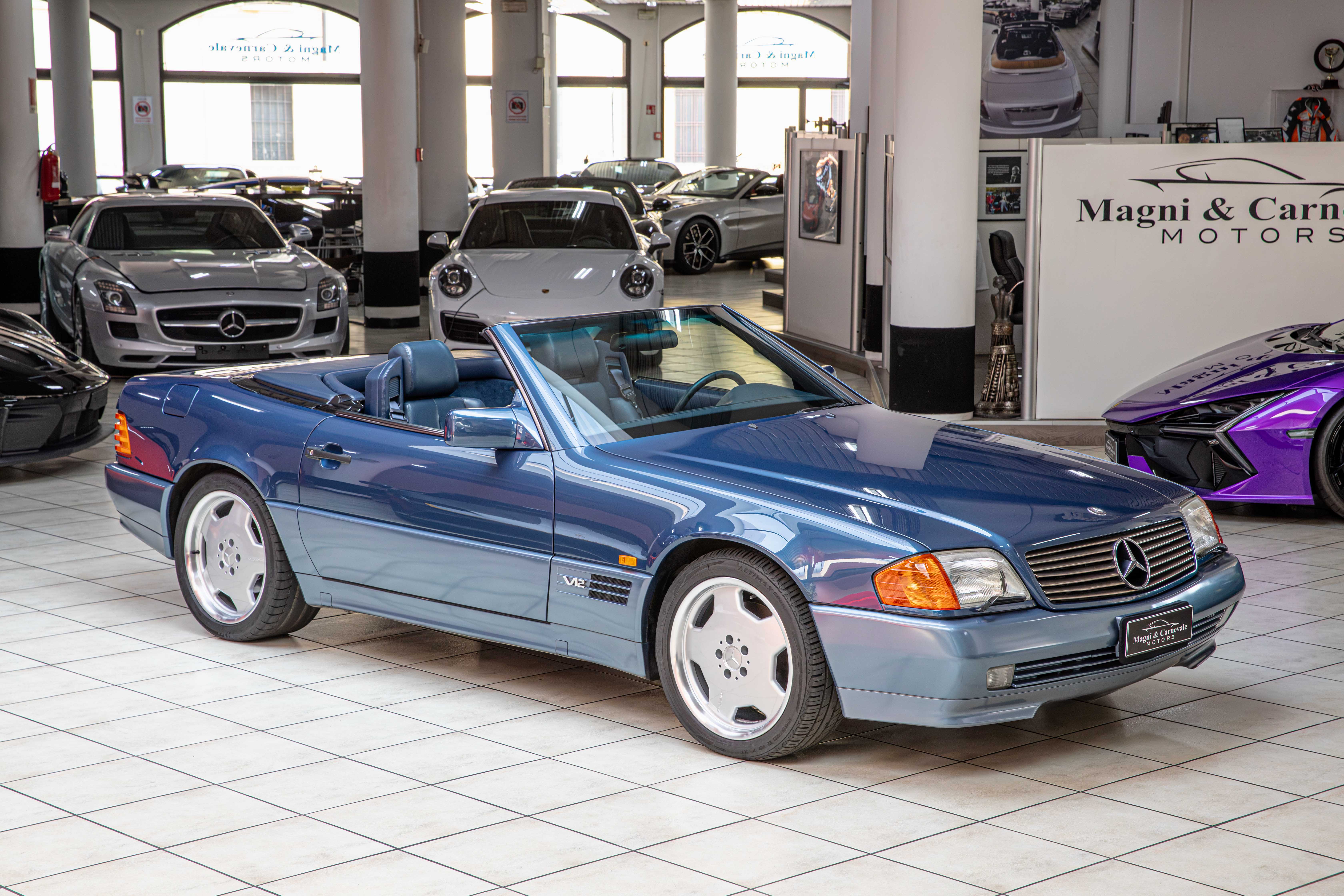 1992 Mercedes-Benz SL 600 offered by a specialist dealer in Milan, Italy, photo 2 of 20