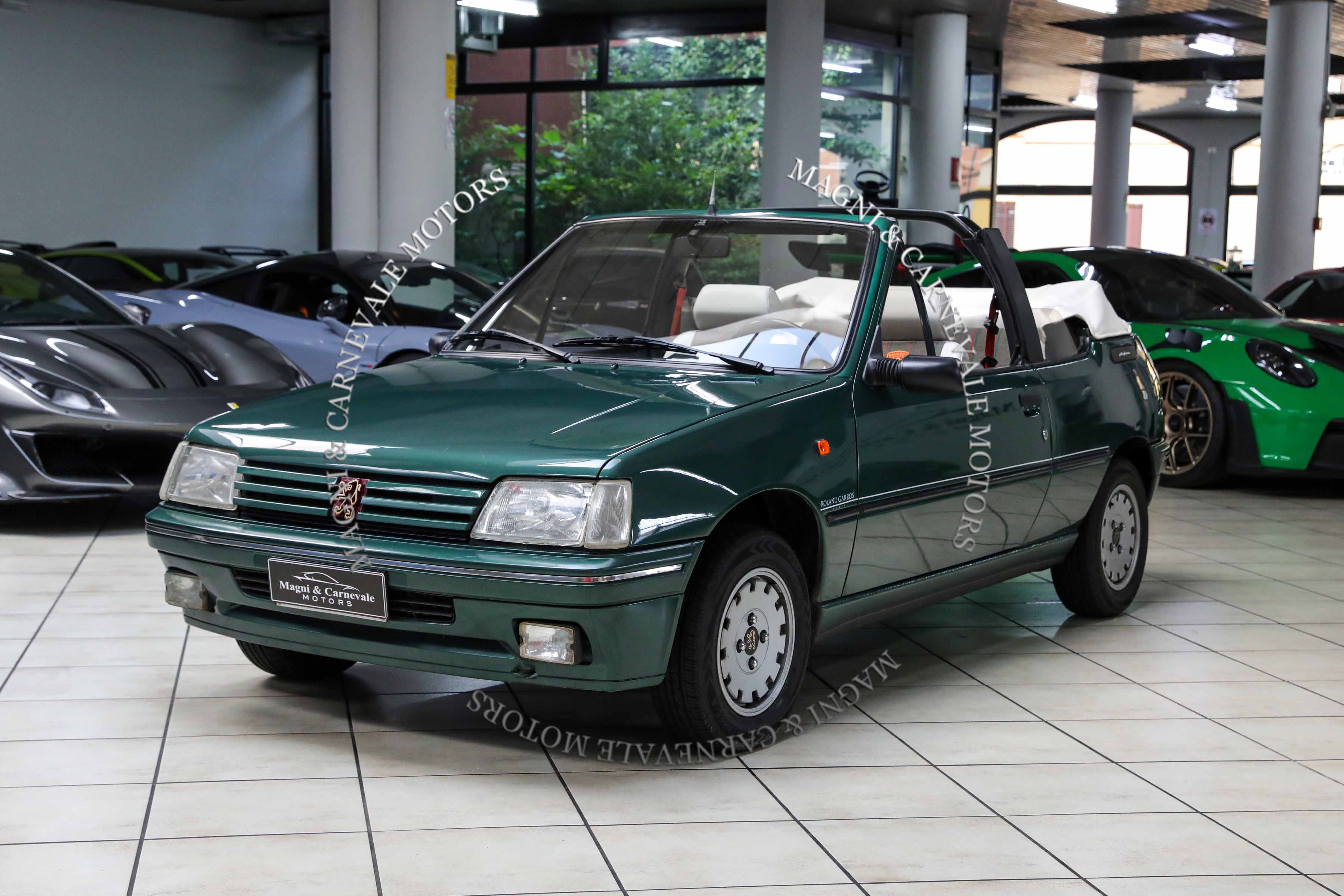 1992 Peugeot 205 Cabriolet offered by a specialist dealer in Milan, Italy, photo 8 of 20
