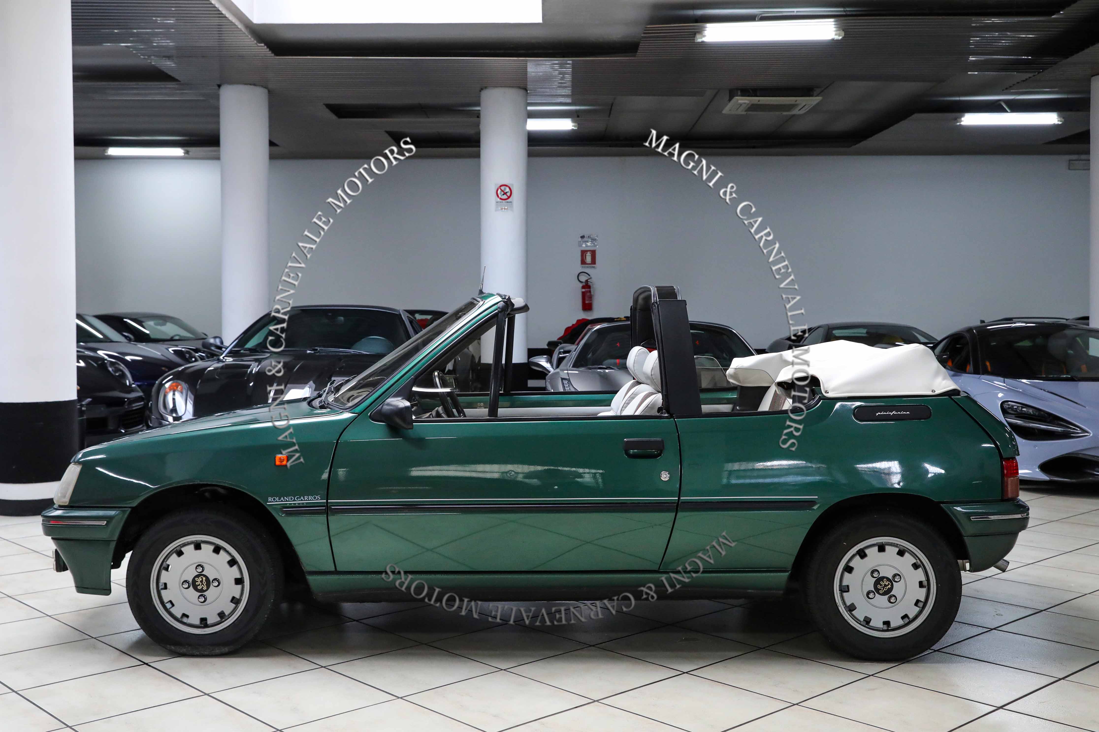 1992 Peugeot 205 Cabriolet offered by a specialist dealer in Milan, Italy, photo 9 of 20