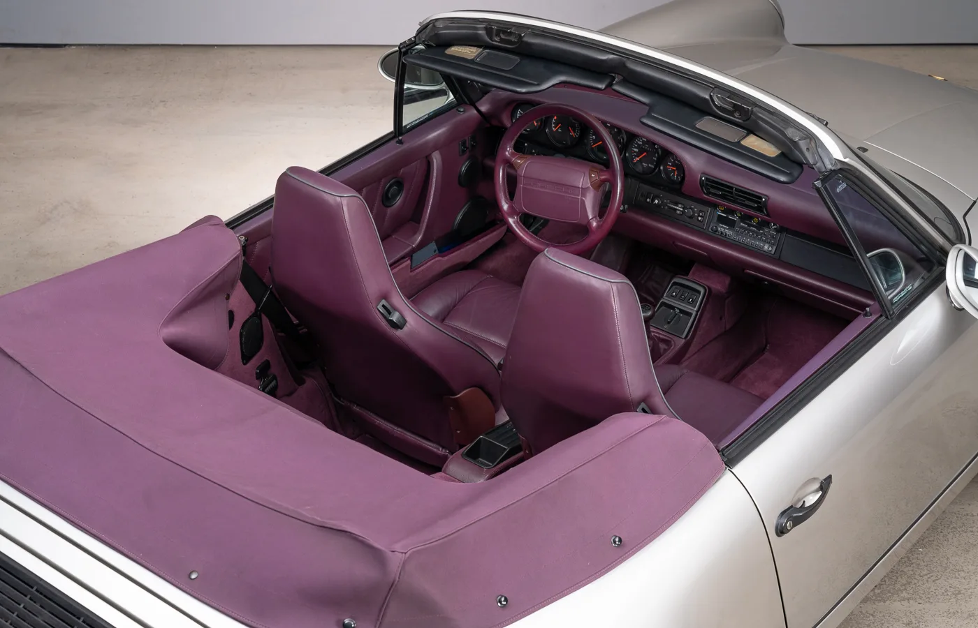 1992 Porsche 911 Carrera 2 Cabriolet Turbo-look (964), 22/30