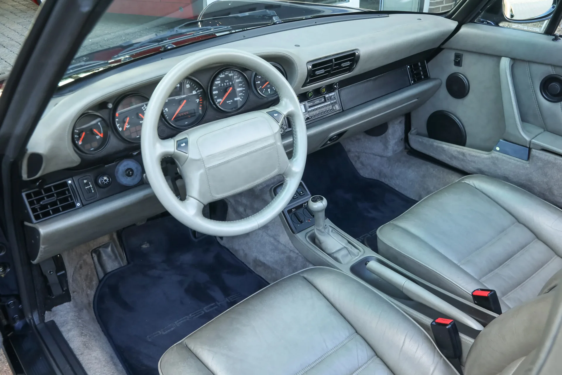 1992 Porsche 911 Carrera 4 Cabriolet 964, 21/30