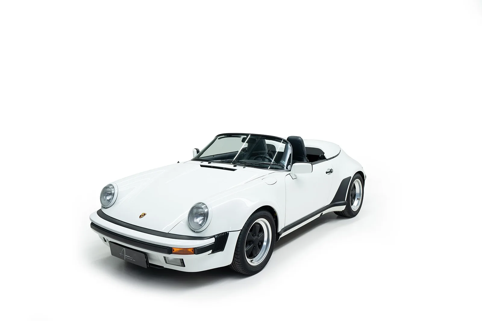 1992 Porsche 911 Speedster offered by a specialist dealer in Kerpen, Germany, main photo