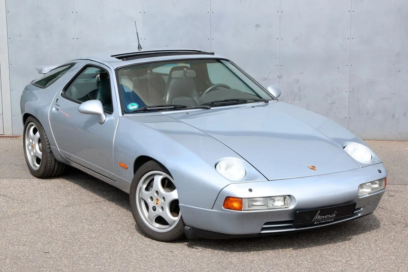 1992 Porsche 928 GTS angeboten von einem Fachhändler in Düsseldorf, Deutschland, Hauptfoto