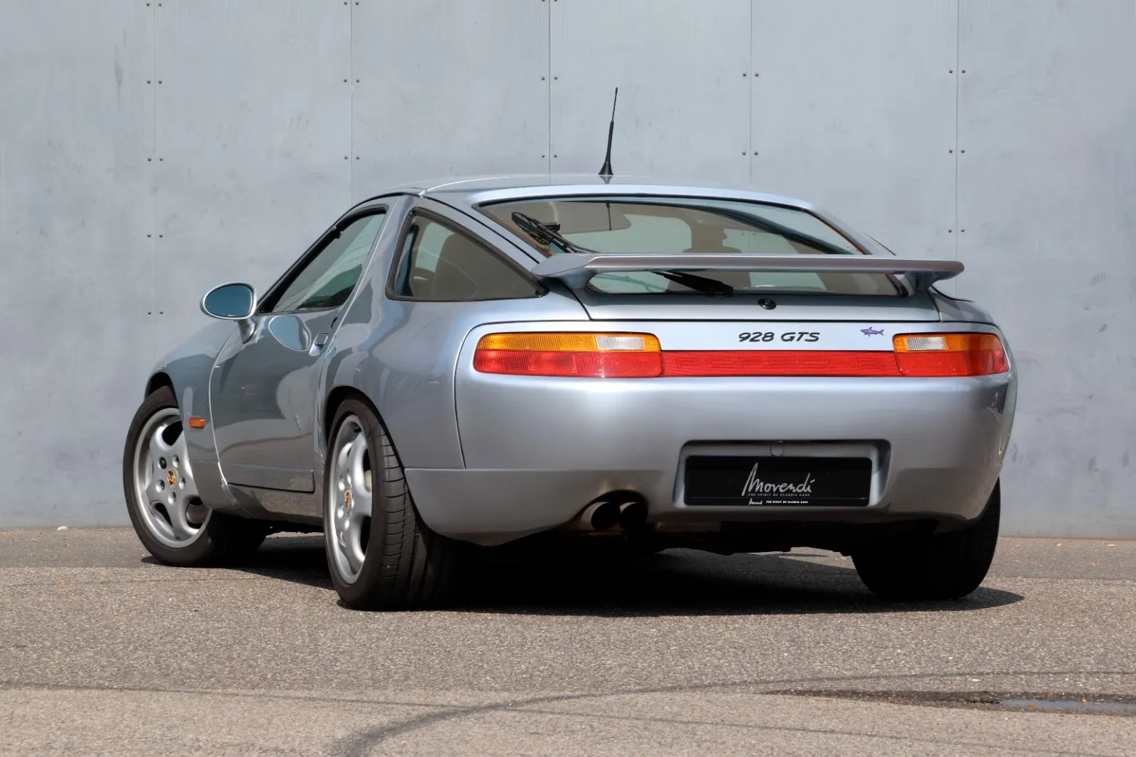 1992 Porsche 928 GTS, 2/24