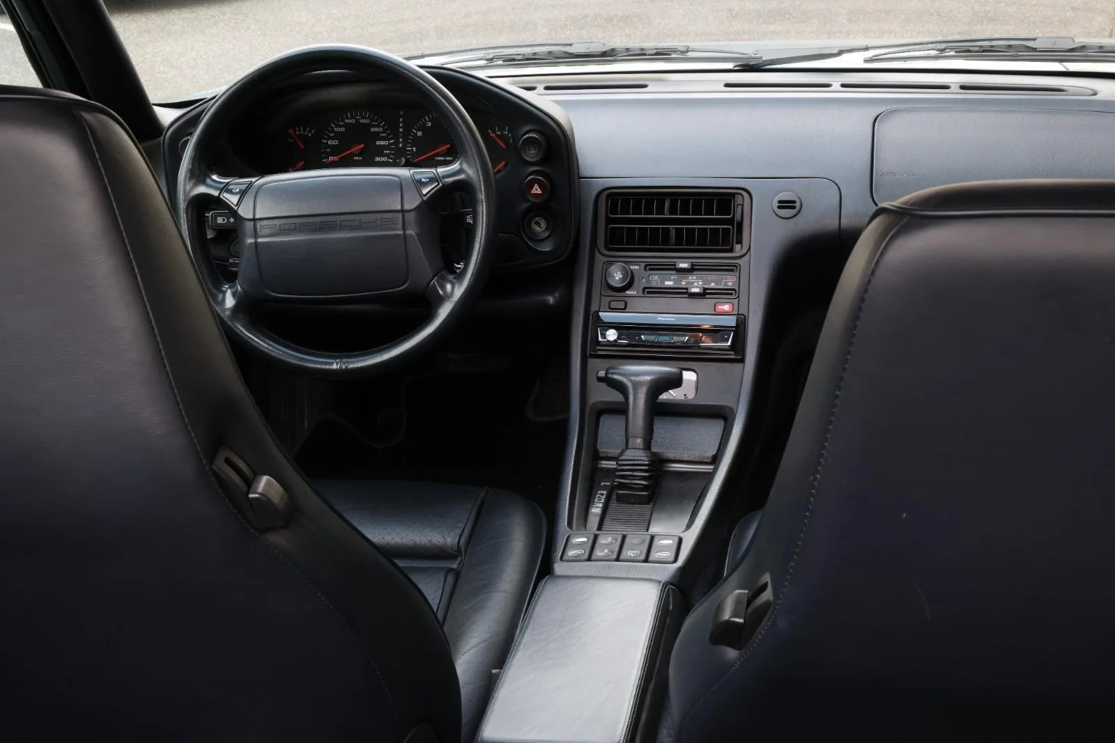 1992 Porsche 928 GTS, 18/24