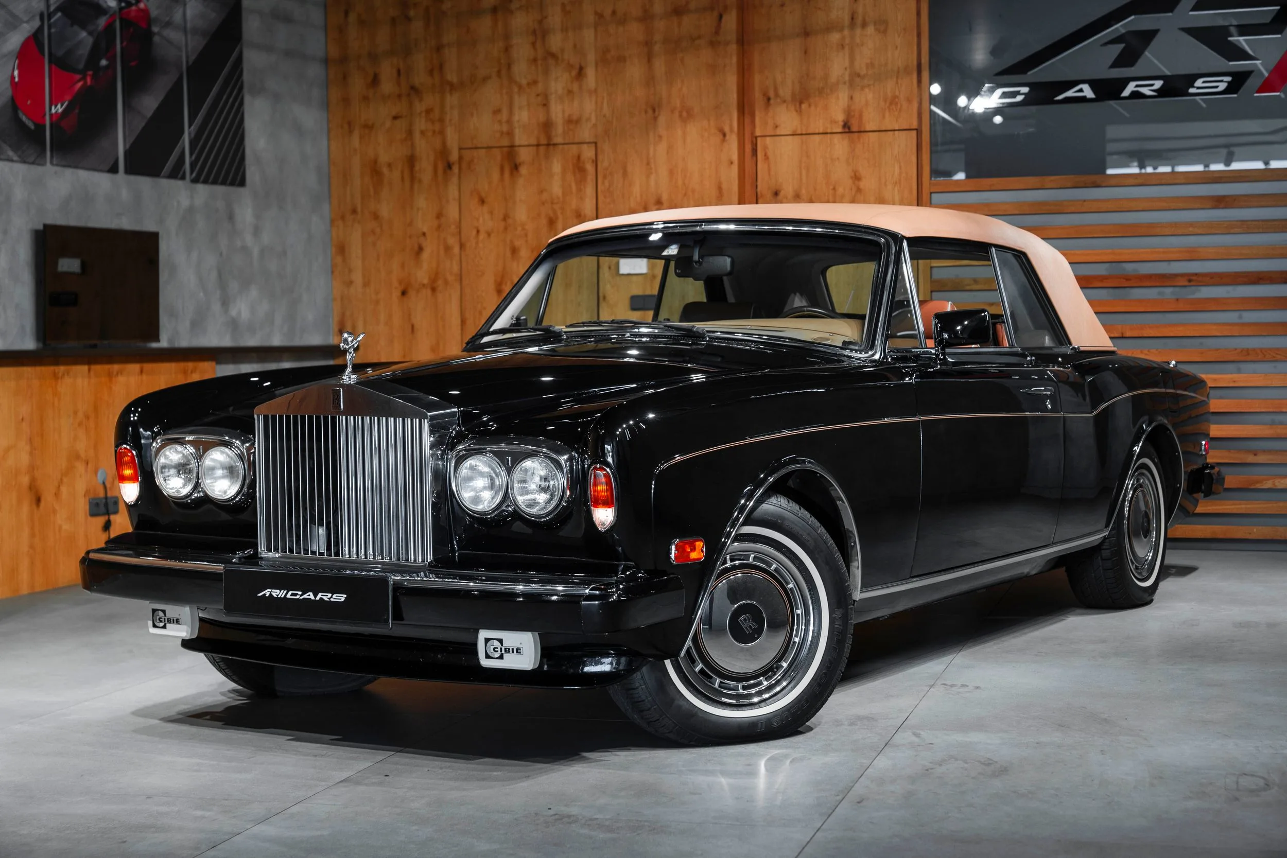 1992 Rolls-Royce Corniche IV, 3/30