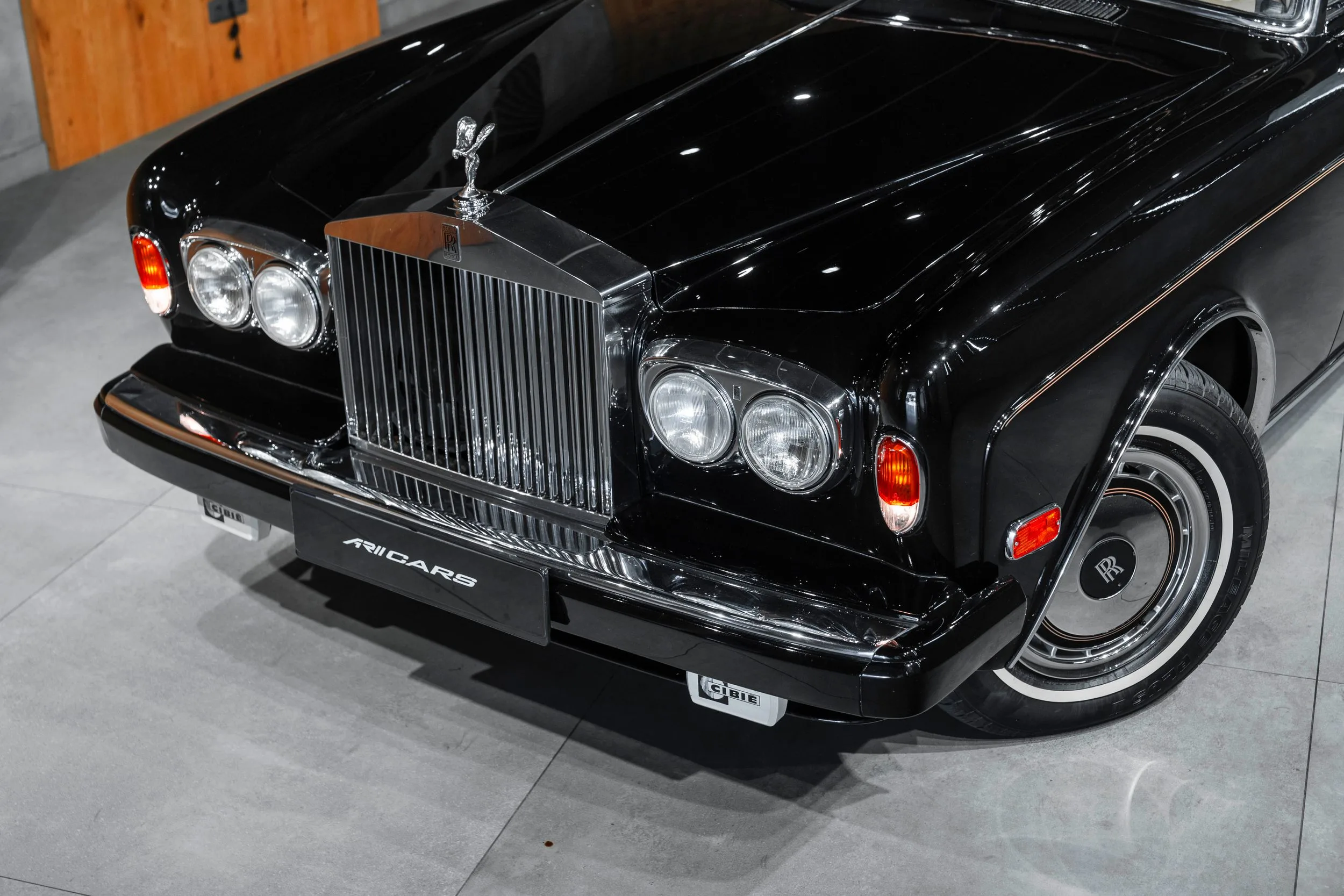 1992 Rolls-Royce Corniche IV, 5/30