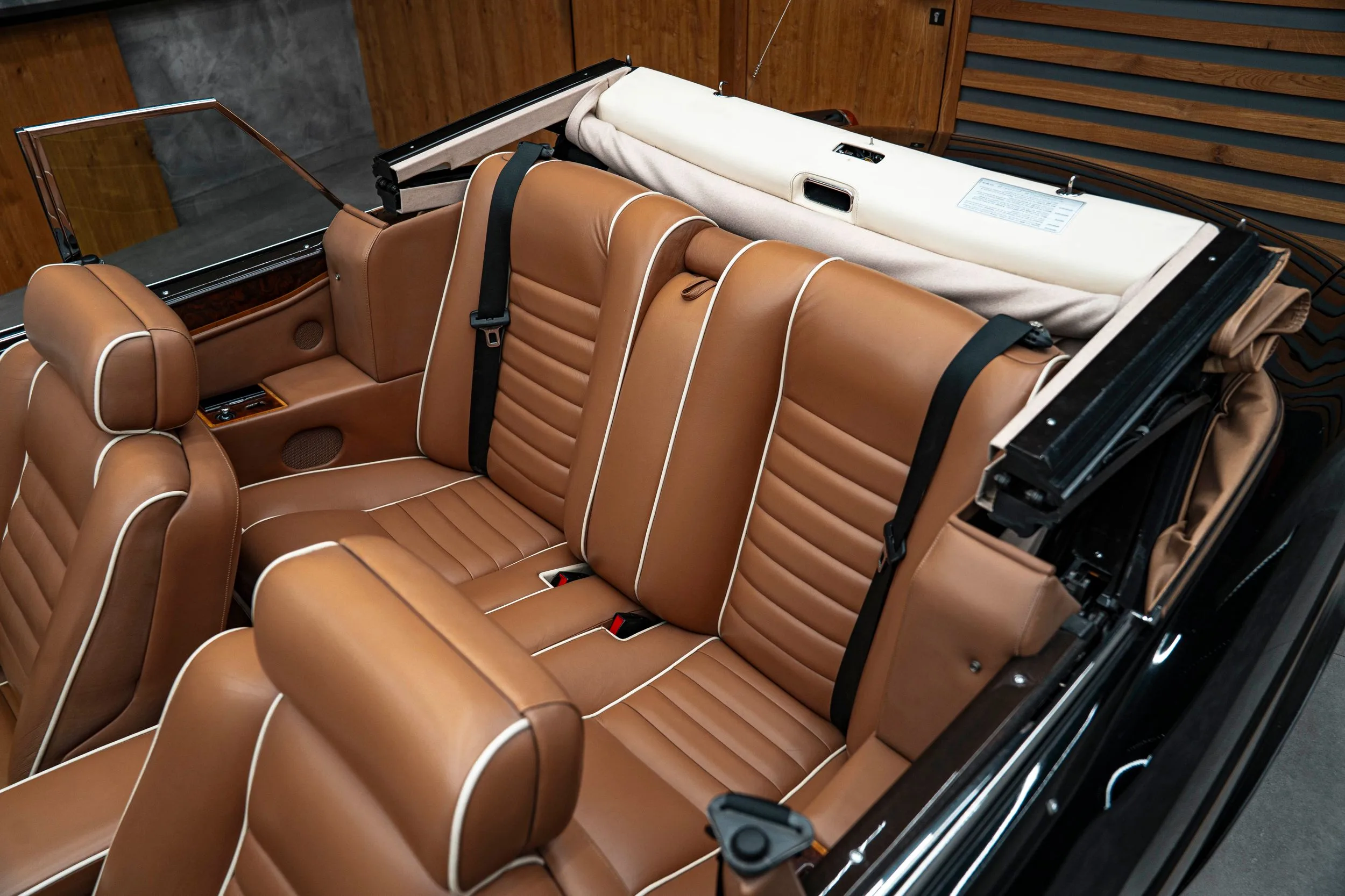 1992 Rolls-Royce Corniche IV, 9/30