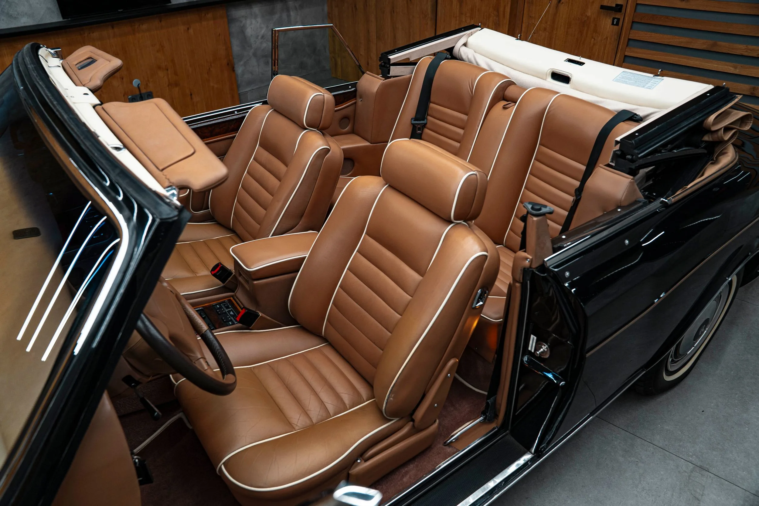 1992 Rolls-Royce Corniche IV, 10/30