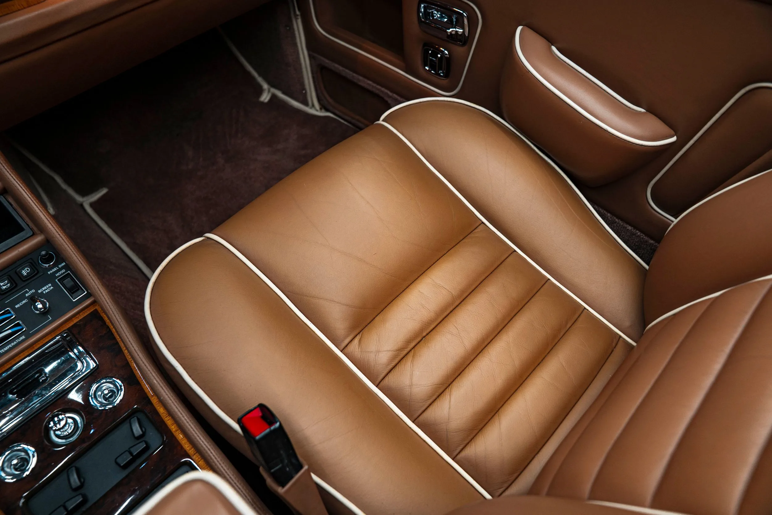 1992 Rolls-Royce Corniche IV, 20/30