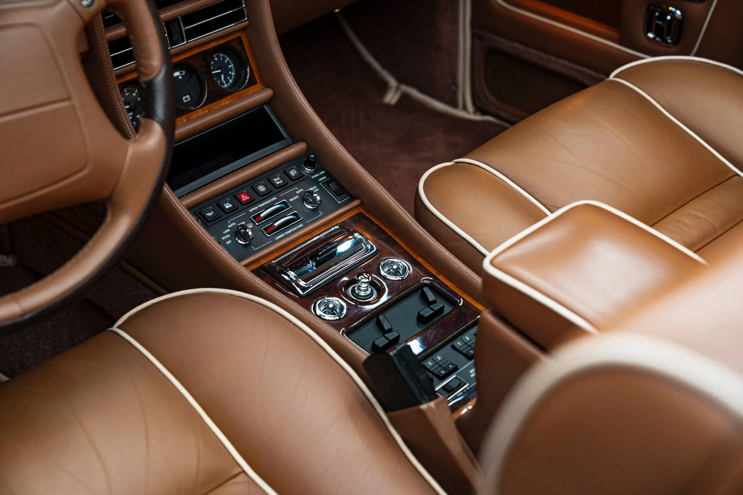 1992 Rolls-Royce Corniche IV, 24/30