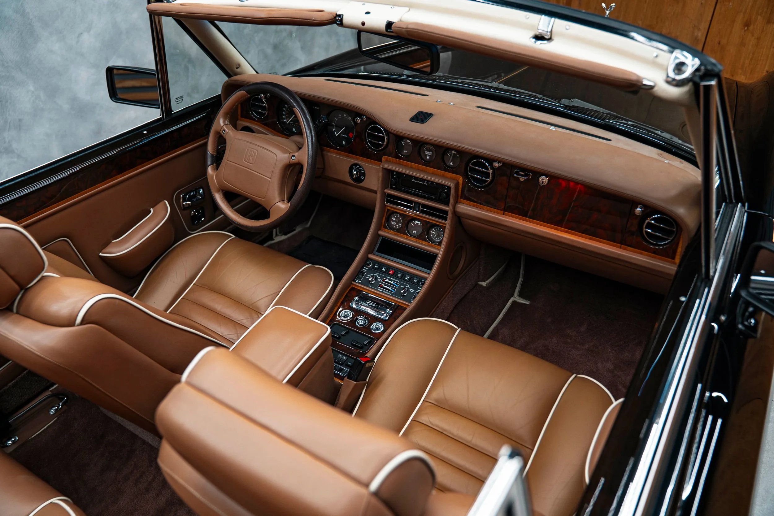 1992 Rolls-Royce Corniche IV, 27/30