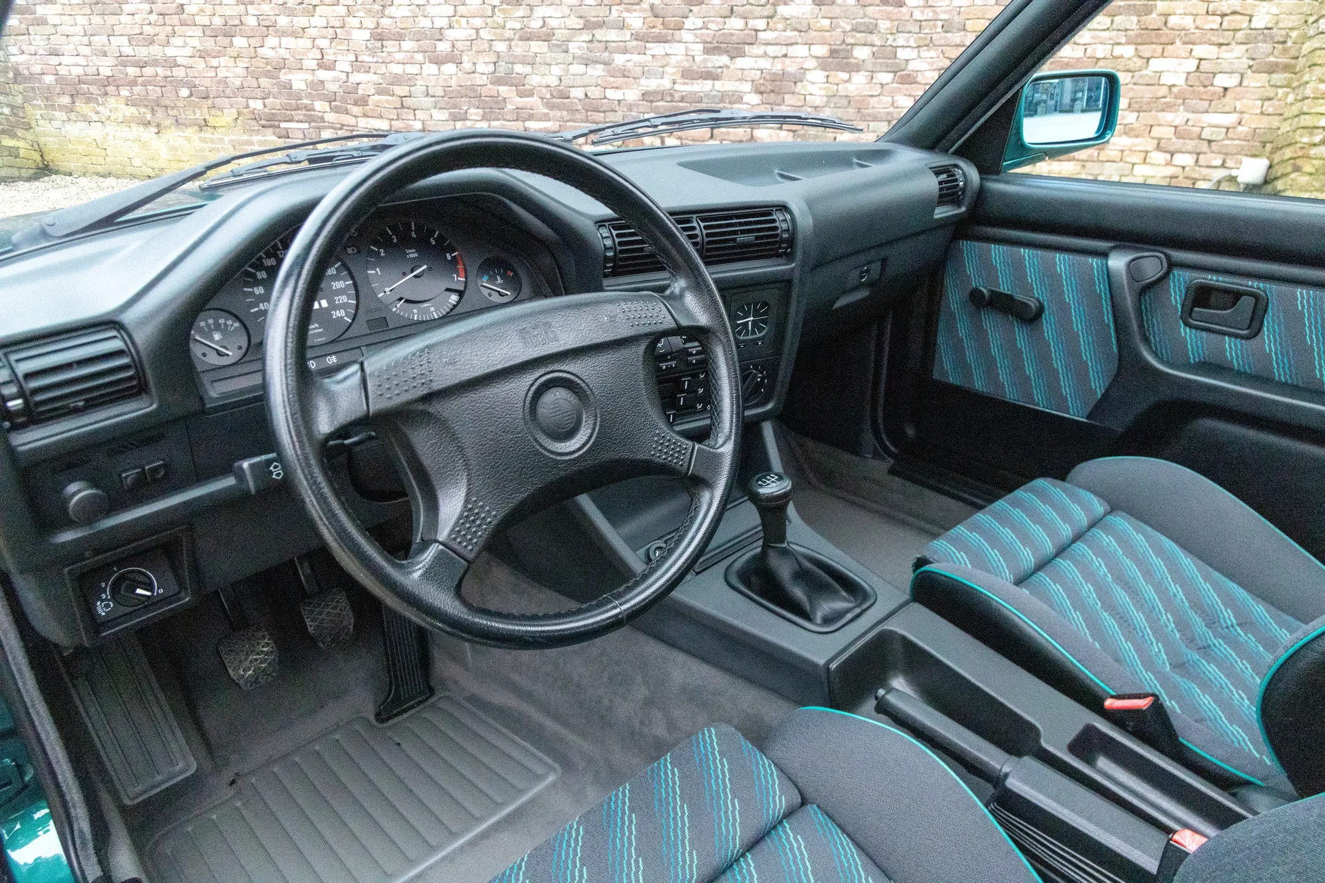 1993 BMW 3 Series Touring 316i Design Edition, 3/30