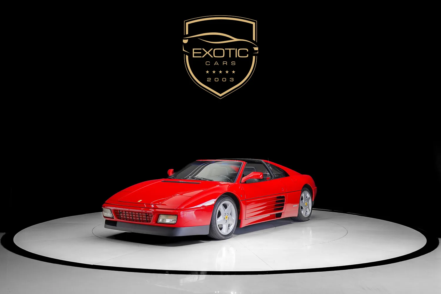 1993 Ferrari 348 TS proposée par un concessionnaire spécialisé à Dubaï, Émirats arabes unis, photo principale