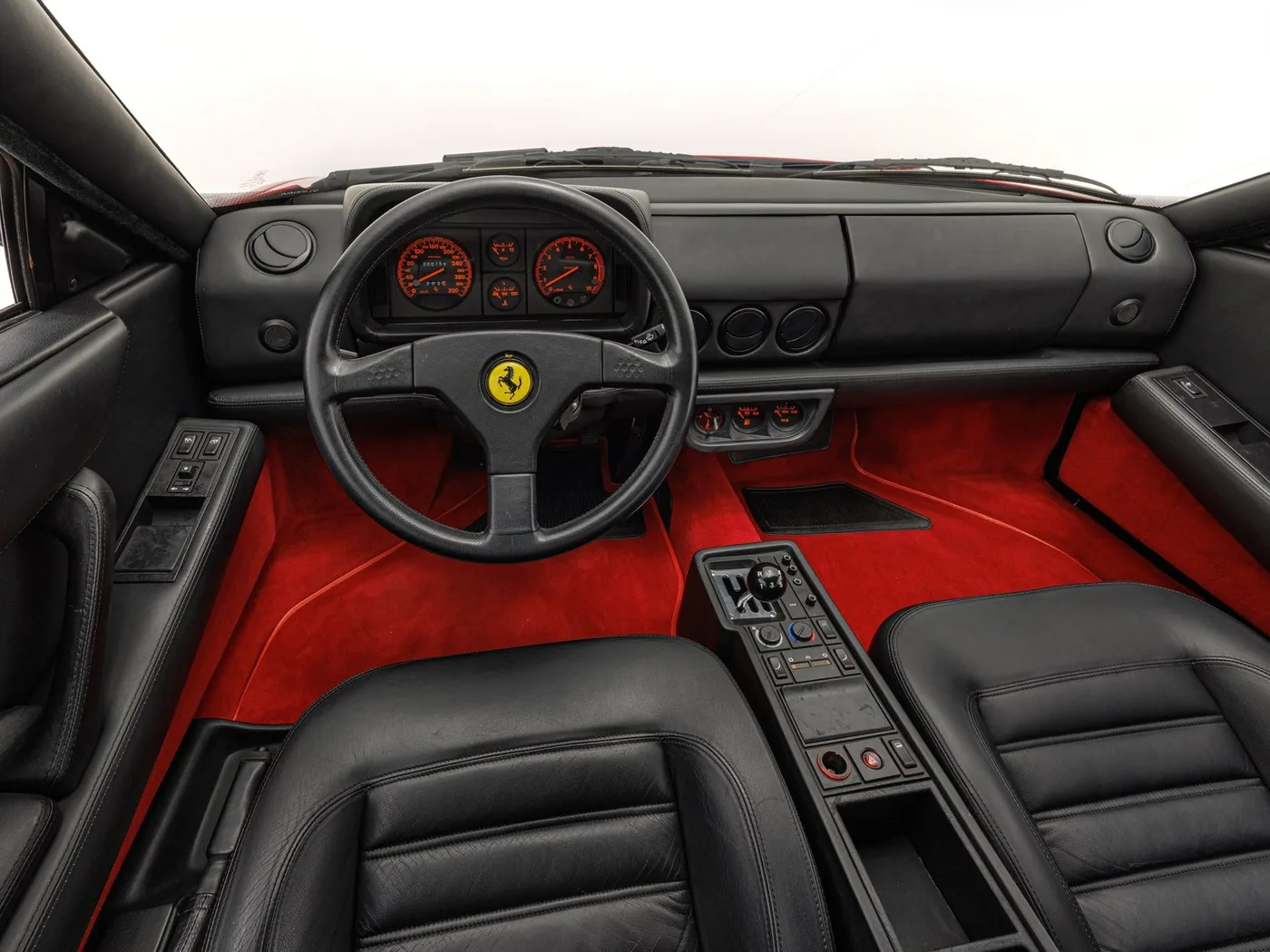 1993 Ferrari 512 TR offered by a specialist dealer in Böblingen, Germany, photo 10 of 15