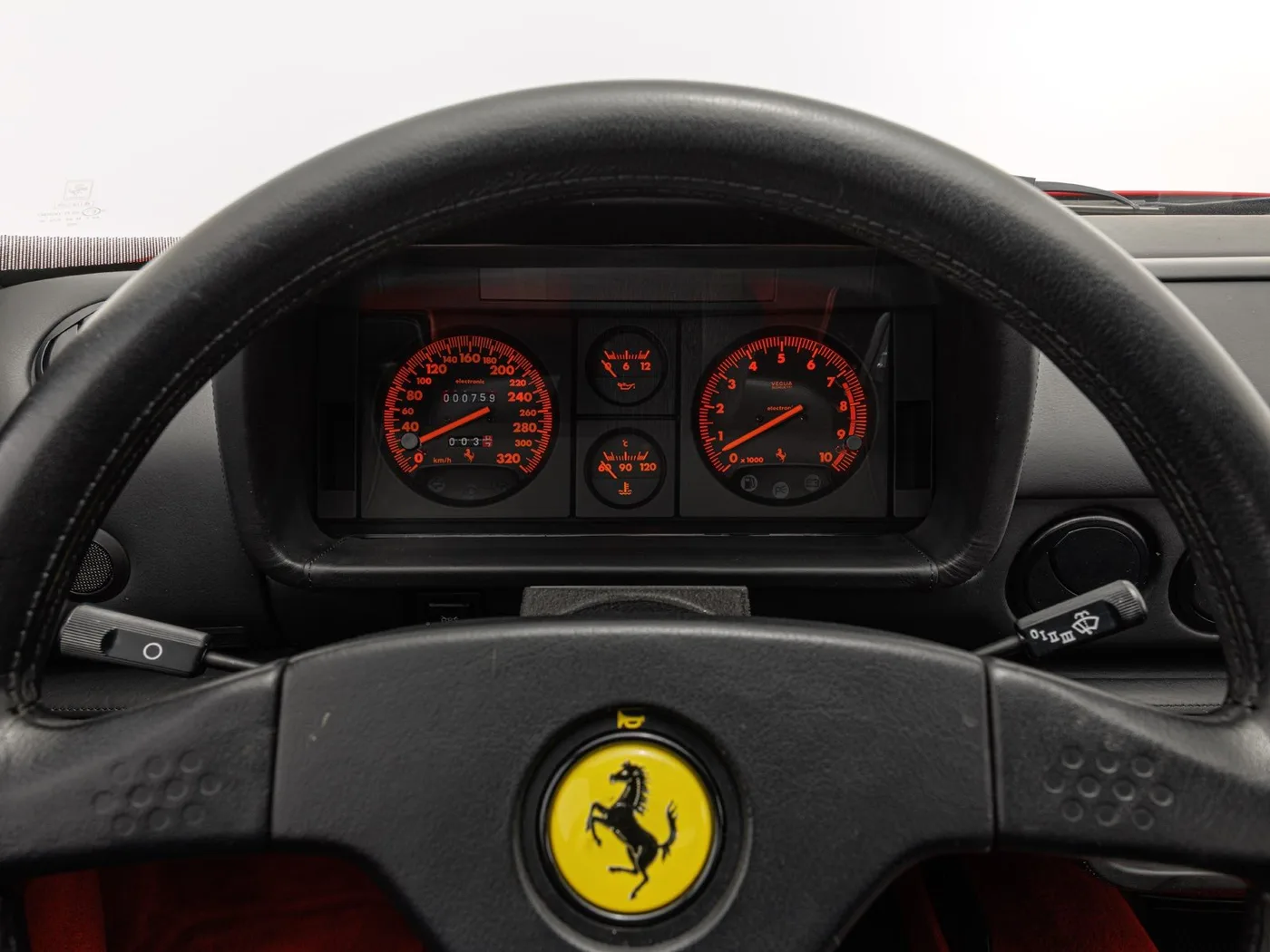 1993 Ferrari 512 TR offered by a specialist dealer in Böblingen, Germany, photo 12 of 15