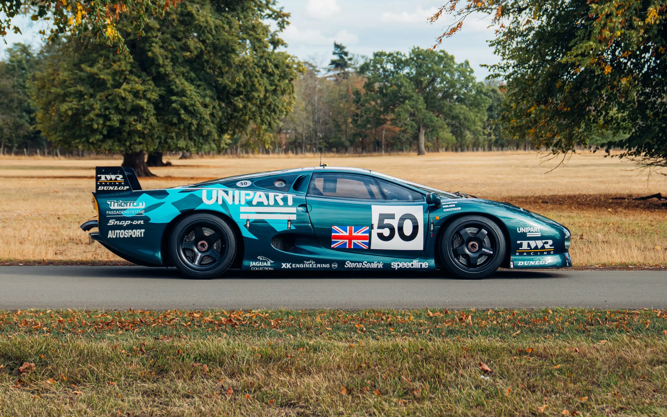 1993 Jaguar XJ220 C-LM, 2/30
