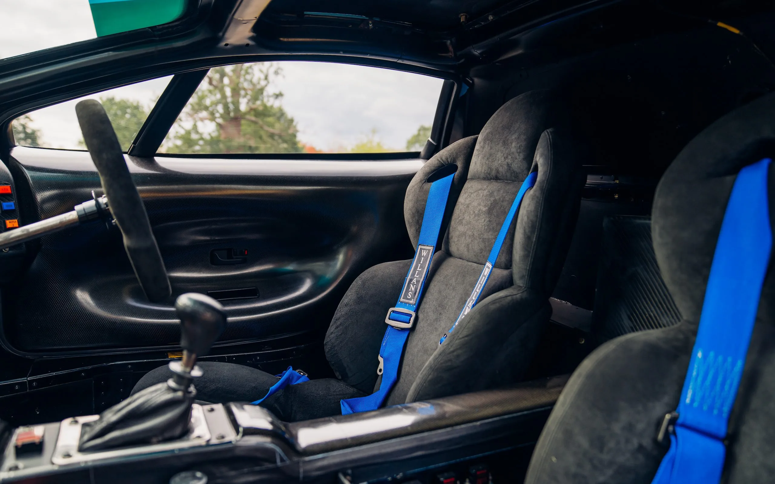 1993 Jaguar XJ220 C-LM, 10/30