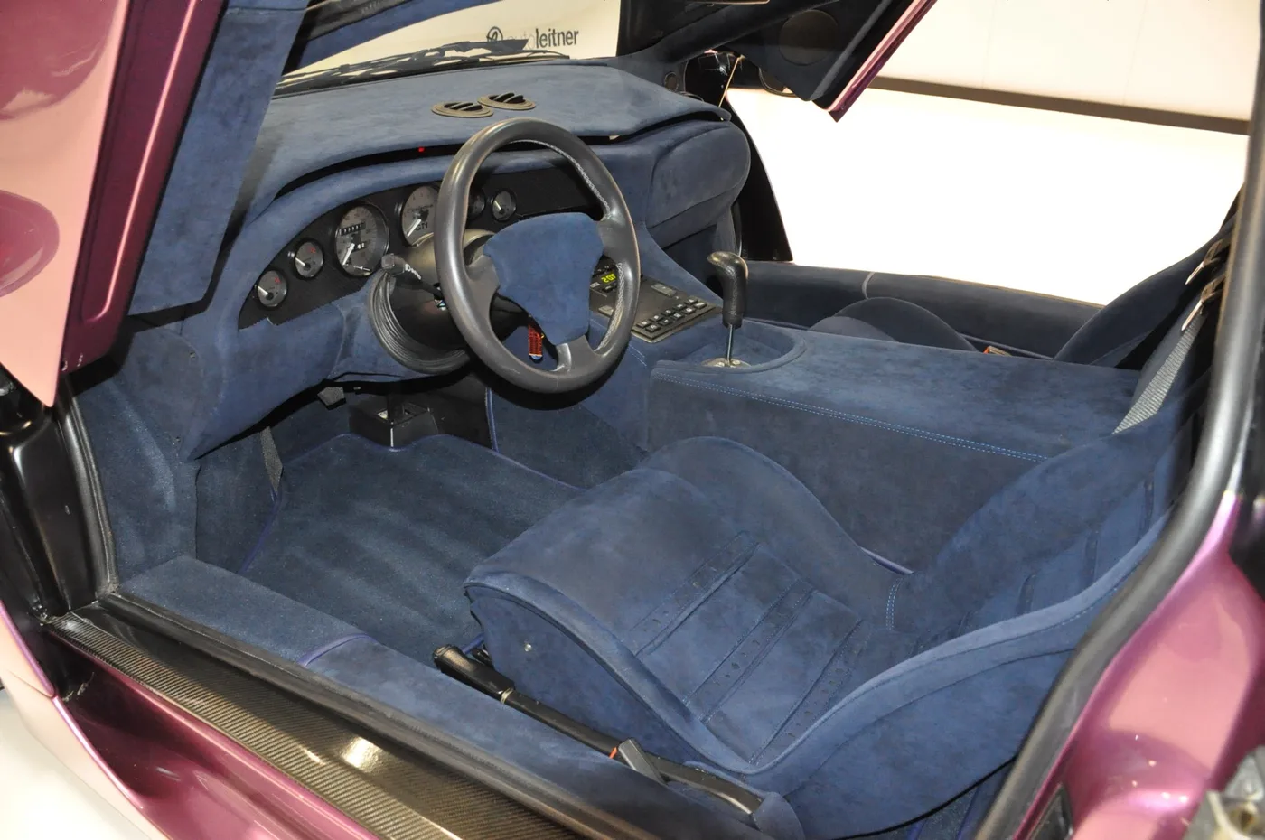 1993 Lamborghini Diablo GTR Evolution offered by a collector car dealer in Alkmaar, Netherlands, photo 2 of 15