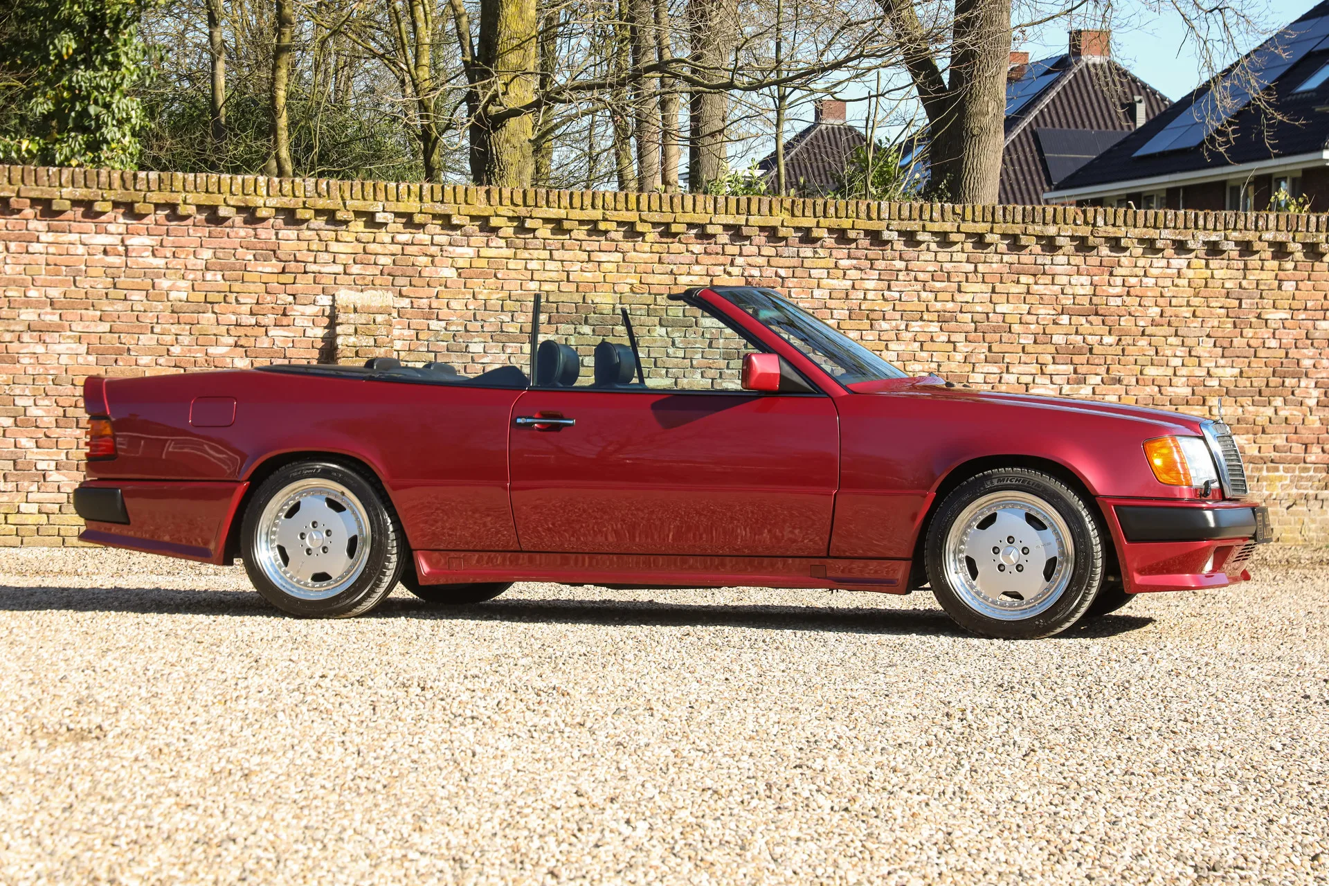 1993 Mercedes-Benz 300 CE-24 Cabriolet 3.4 AMG, 19/30